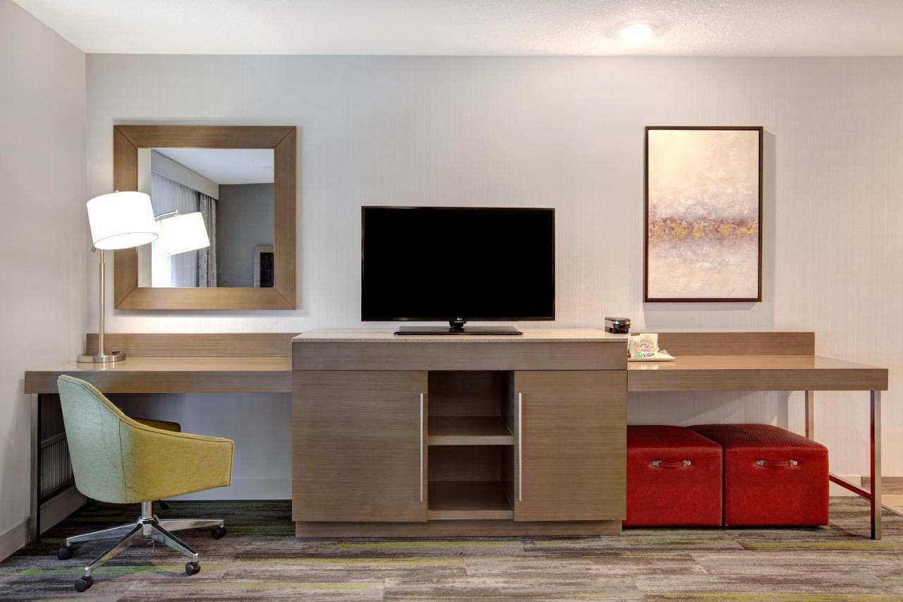 The Landing Hotel & Conference Centre St. Paul 외부 사진