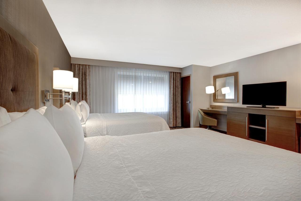 The Landing Hotel & Conference Centre St. Paul 외부 사진