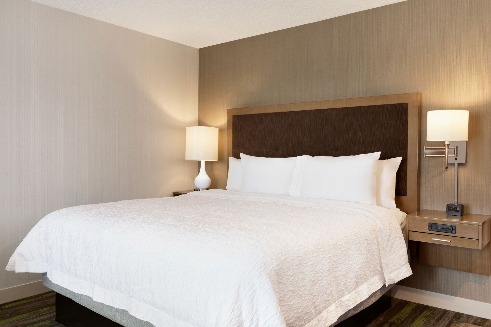 The Landing Hotel & Conference Centre St. Paul 외부 사진